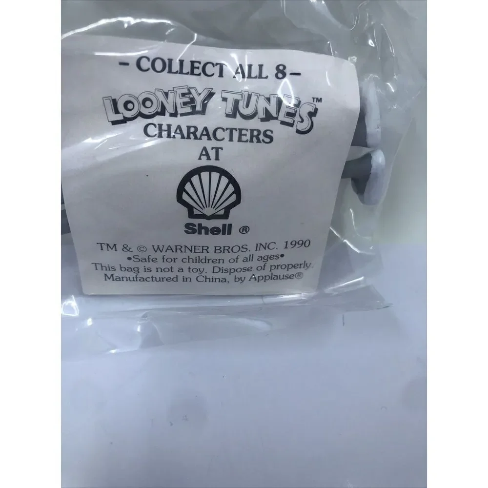 Looney Tunes Characters At Shell Gas Premium Bugs Bunny Toy. Sealed. Vintage